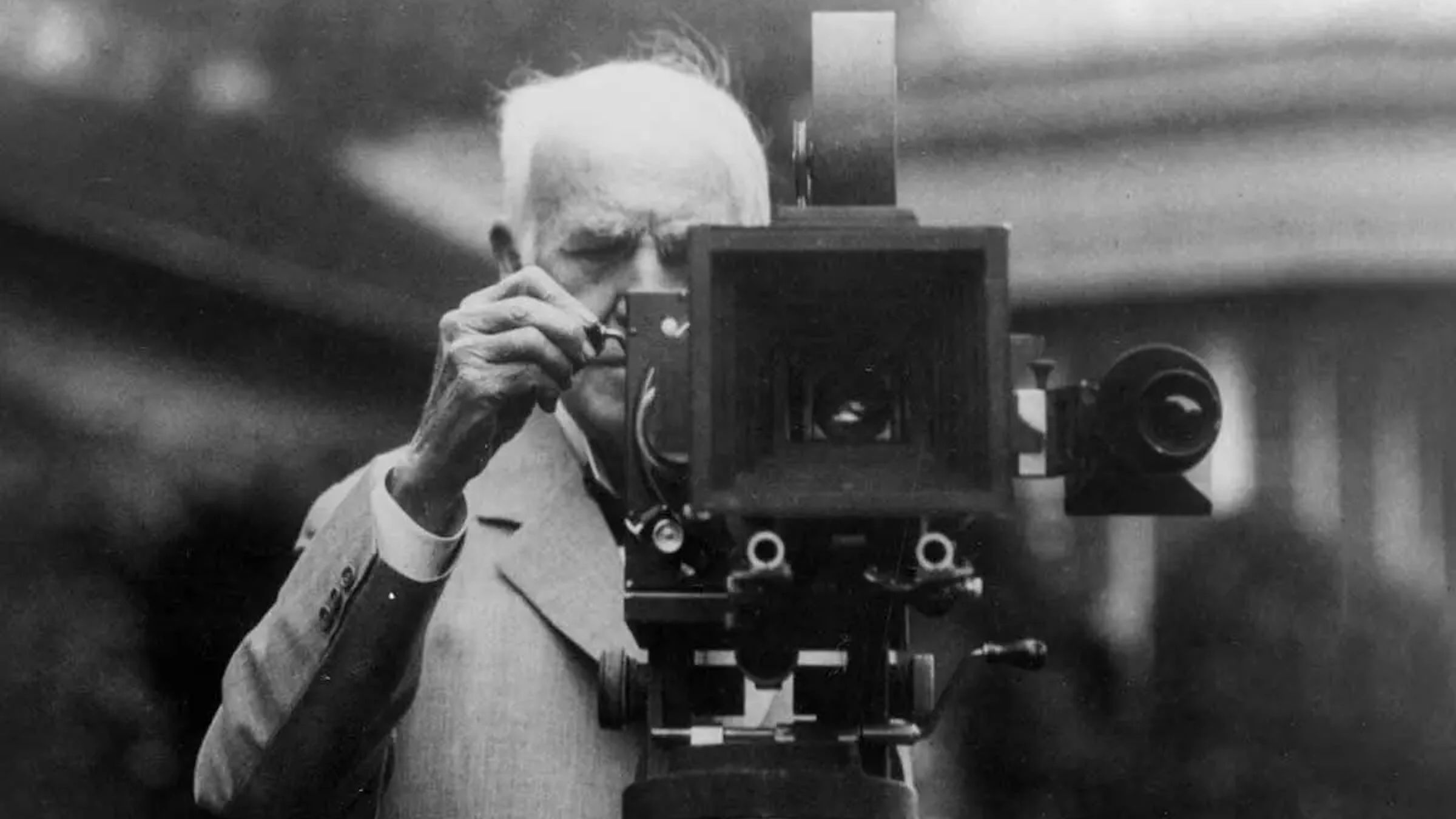 sient film cameraman